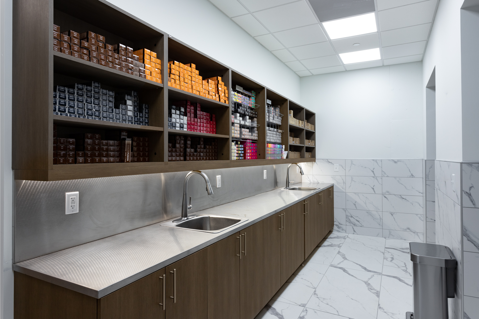 VanMichaelSalon675Highland-1158