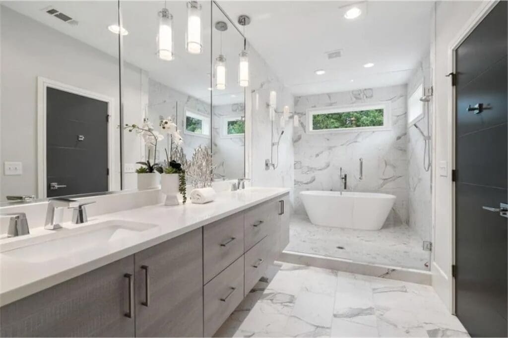 029_primary bathroom full 3555 Blair Cir Blackburn Row Lot 8-min