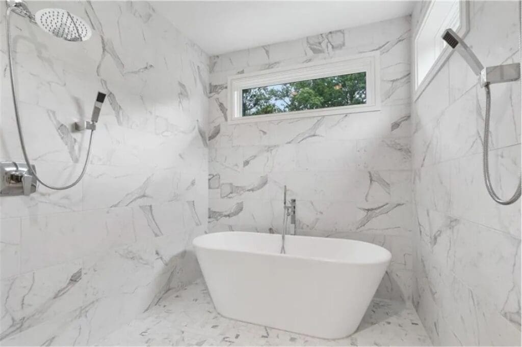 030_primary shower and tub 3555 Blair Cir Blackburn Row Lot 8-min