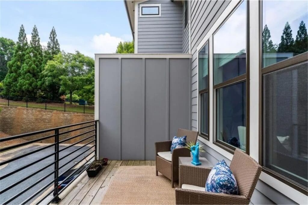 040_back deck 3555 Blair Cir Blackburn Row Lot 8-min