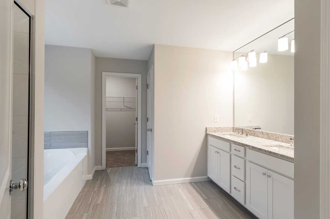 024_409 Vinings Vintage_Abercorn