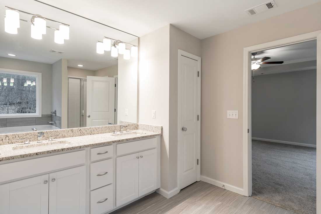 026_409 Vinings Vintage_Abercorn