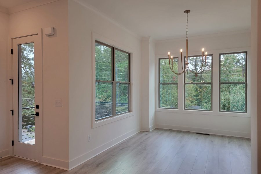 002_20241107_124851_Dining