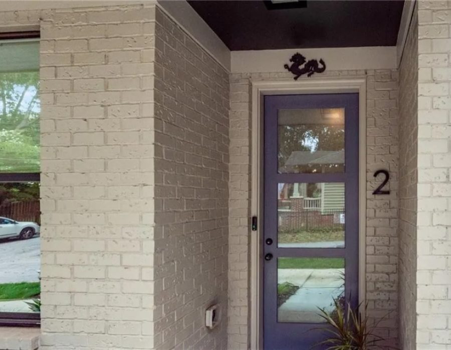 002_VS front door Unit 2-min