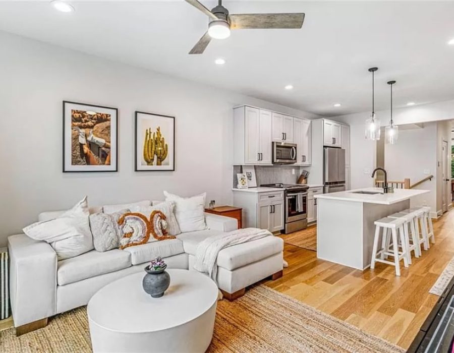 003_May 8 LR to Kitchen-min