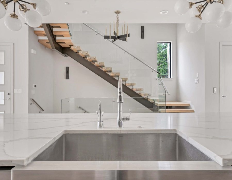 004_Kitchen to Stairs