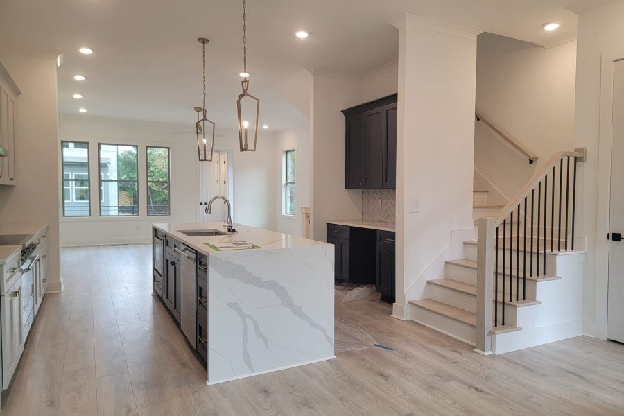 007_20241107_125048_Kitchen Isand to Stairs