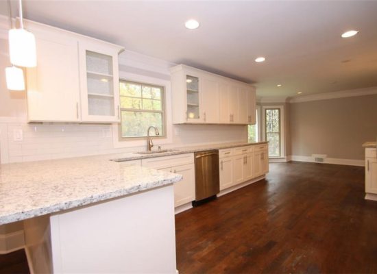 007_Bloomingdale_kitchen