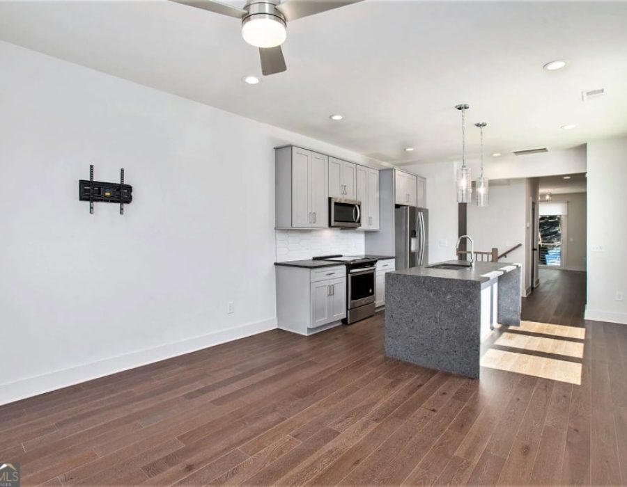 007_unit 1 kitchen from LR-min