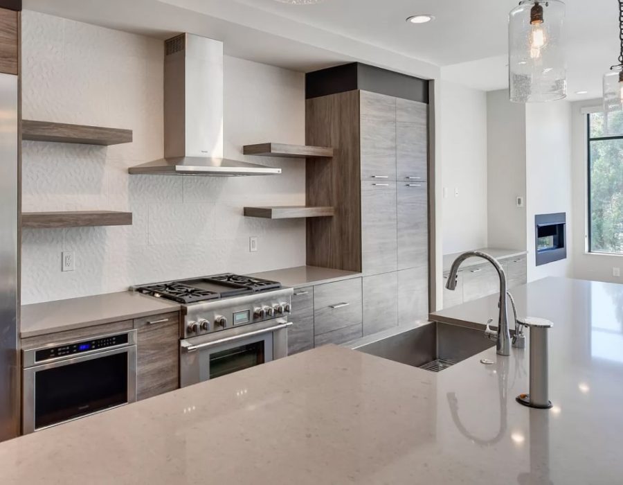 008_Kitchen to Range 908 Lenox Blvdboulevard-min