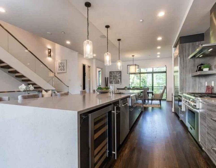 009_Kitchen Galley 906 Lenox Blvdblvd