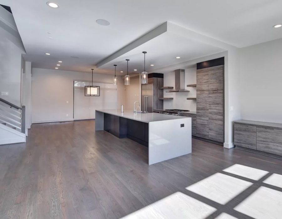 009_Kitchen LR to K empty 908 Lenox Blvdboulevard-min