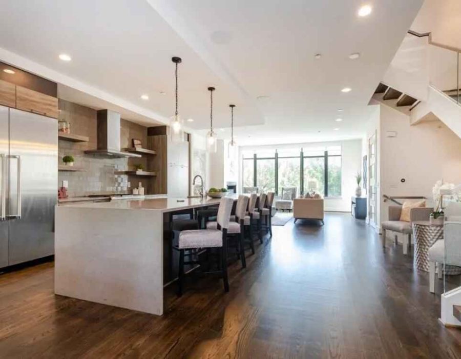 010_Kitchen wide to LR 906 Lenox Blvdblvd