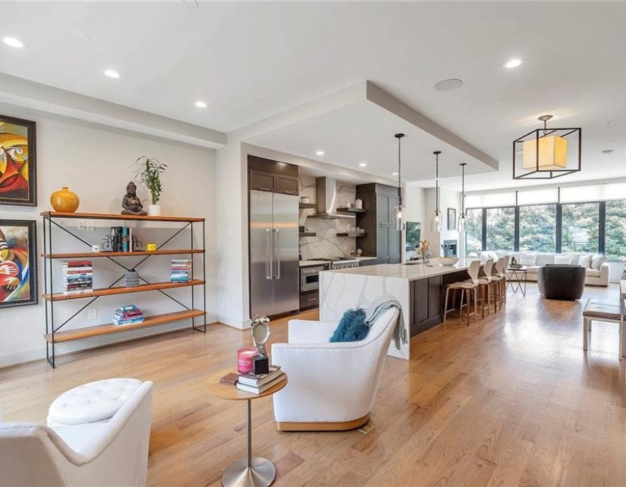 011_Keeping Rm to LR 912 Lenox BlvdBoulevard-min