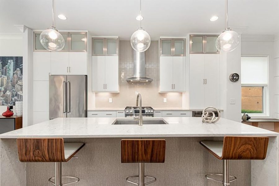 012_Kitchen straight on 3571 BR-min