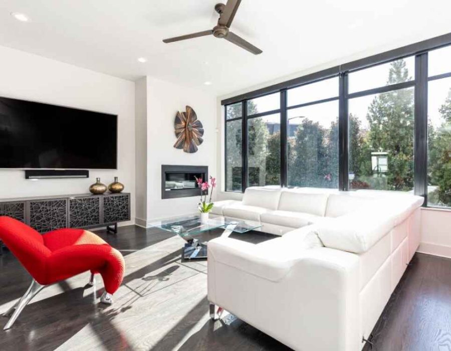 012_LR with Ceiling Fan 910 Lenox Blvdboulevard