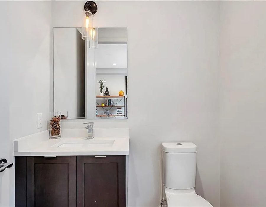 014_912 half bathBoulevard-min