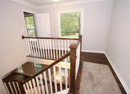 014_Bloomingdale_upper hallway