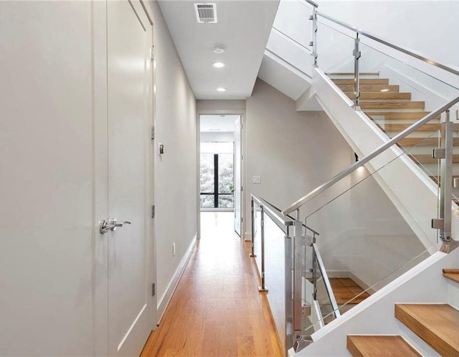 017_Hallway 2nd floor 912 Lenox BlvdBoulevard-min