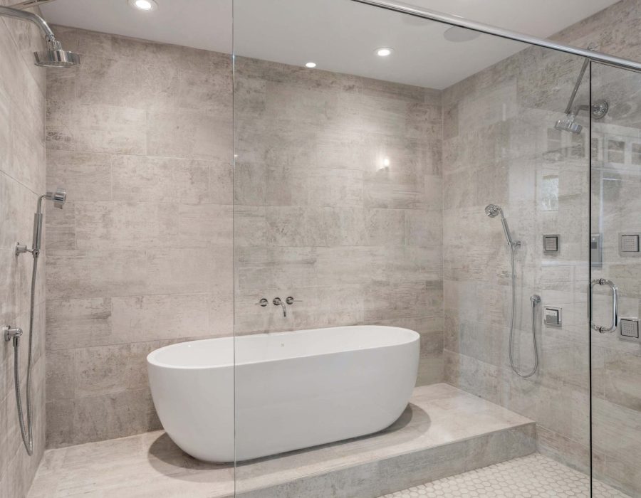 017_Tub inside Shower_1.18-01213