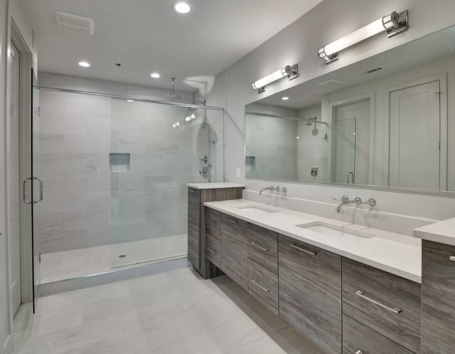 018_Primary Bathroom empty 908 Lenox Blvdboulevard-min