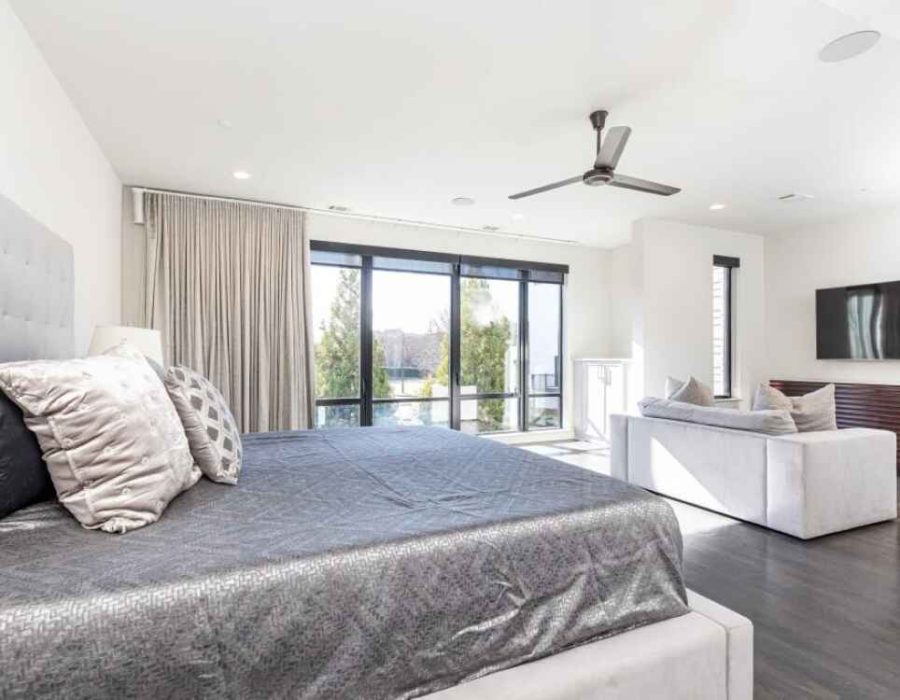 019_Primary Bedroom with sitting 910 Lenox Blvdboulevard