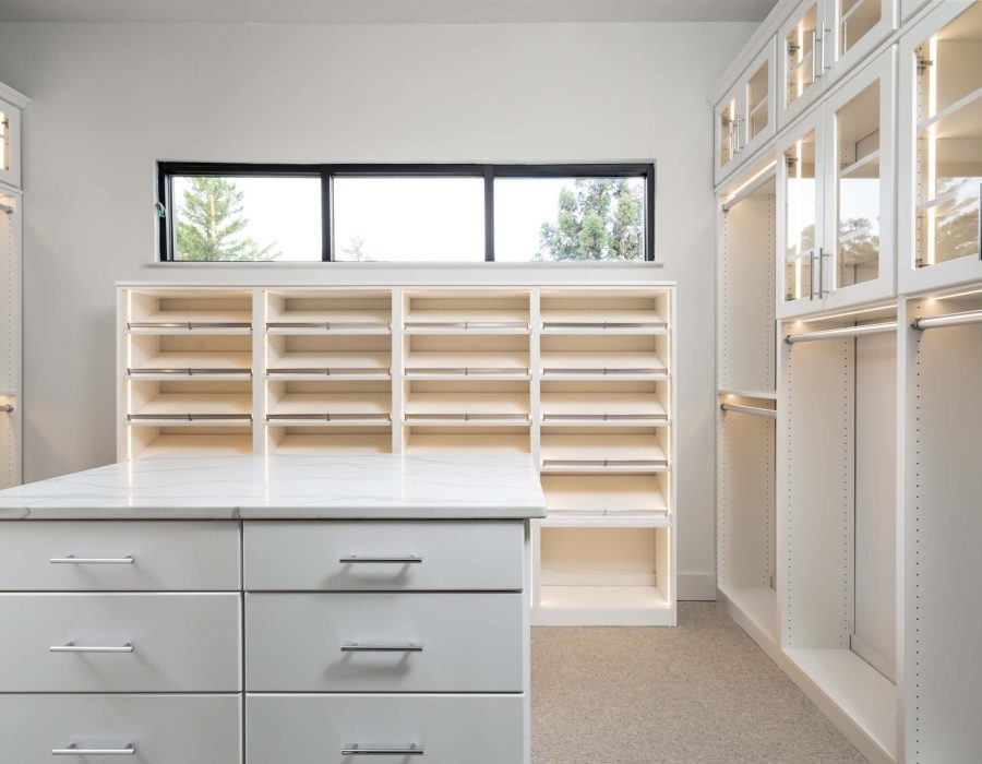 020_White Closet Transom Windows 1.18-01073-Edit