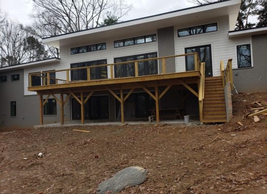 022_505 TV_Back 2-min