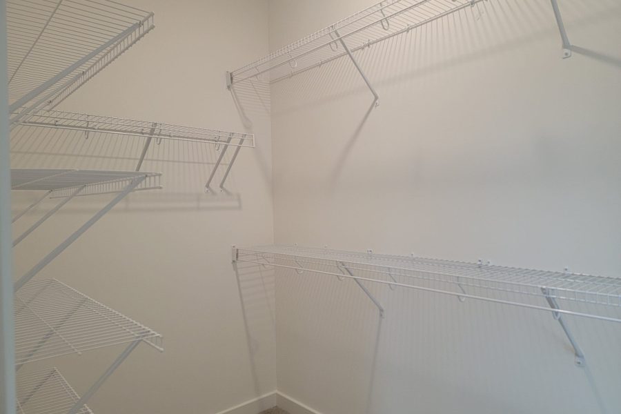 024_20241107_125758_SecondaryCloset