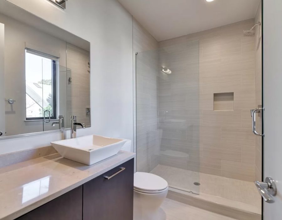 026_2ndary Bathroom 908 Lenox Blvdboulevard-min