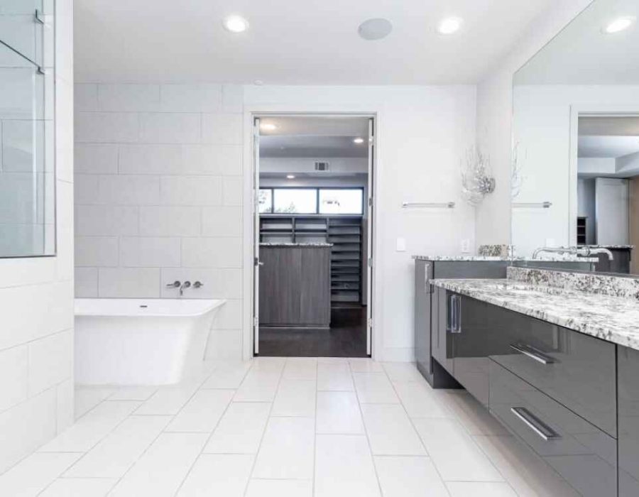 026_Primary Bath to Closet 910 Lenox Blvdboulevard