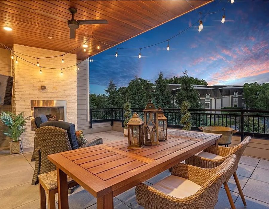 028_912 Back DeckBoulevard-min