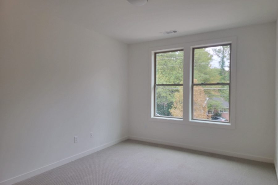 029_20241107_124141_BasementBedroom