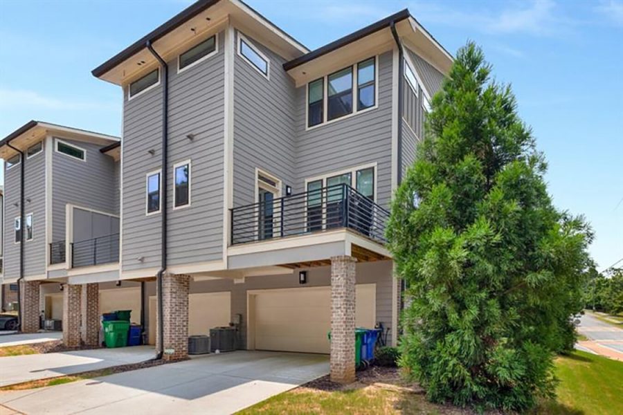 029_exterior corner 3571 BR-min