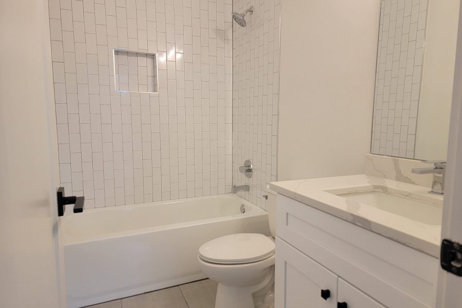 030_20241107_124038_basementBath