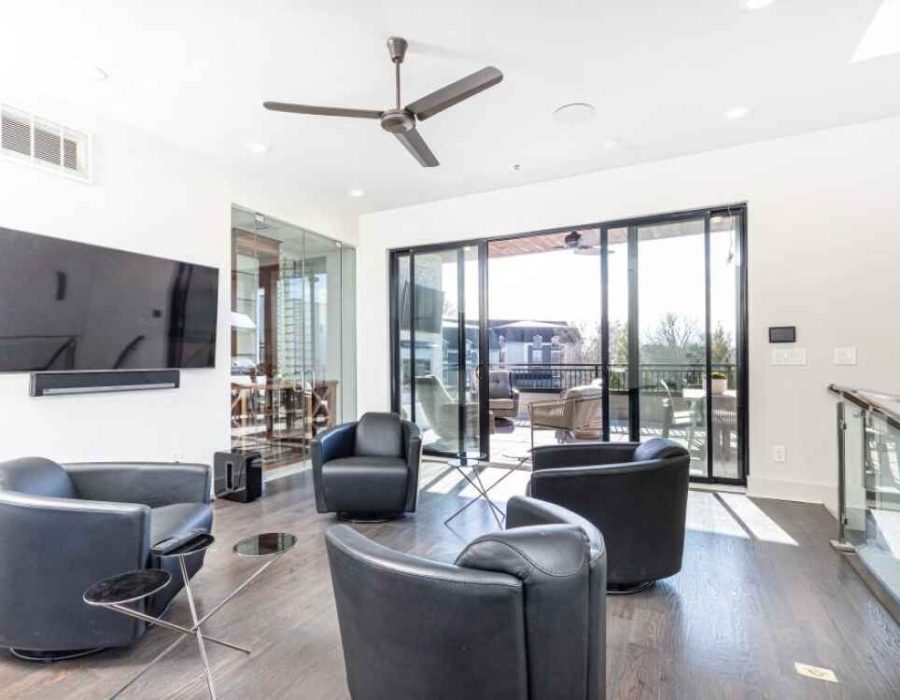 031_Loft to Upper Deck 910 Lenox Blvdboulevard