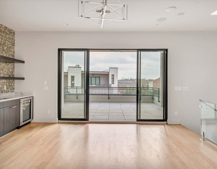 031_Loft to Upper Deck_1.18-01172