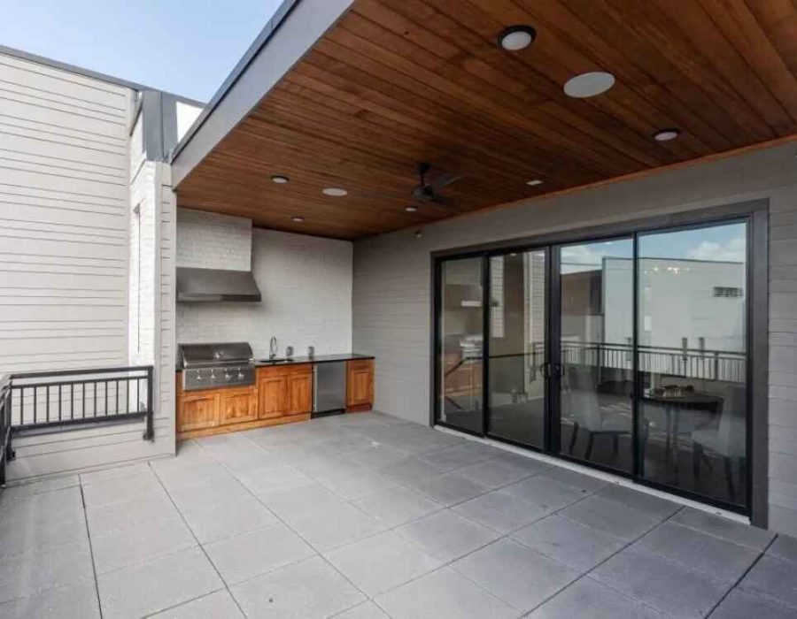 032_deck kitchen 906 Lenox Blvdblvd