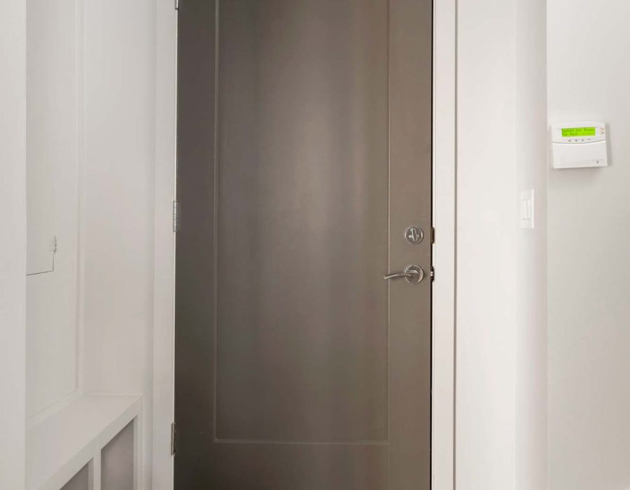 038_Basement Door_1.18-01146