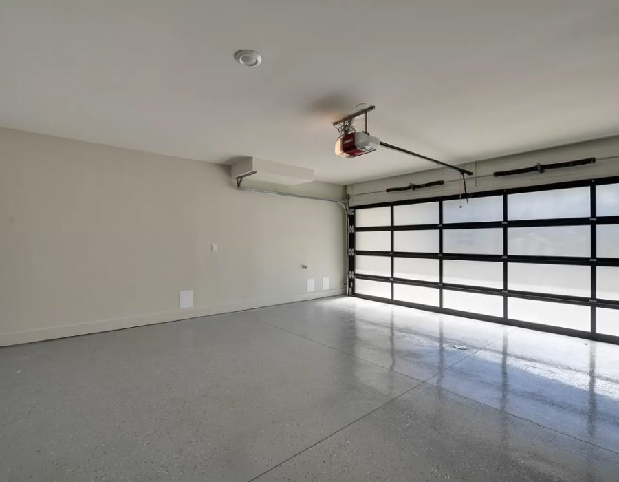 047_Garage 908 Lenox Blvdboulevard-min